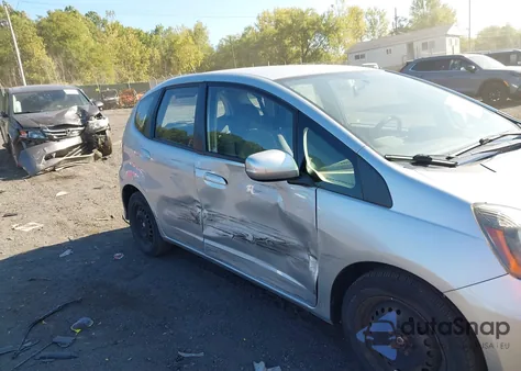2012 Honda Fit z USA, uszkodzony, nr VIN JHMGE8H34CC028835